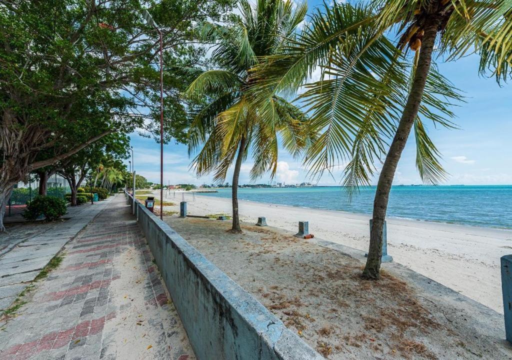 Glory Beach Private Resort 2Br Porto Dickson Exterior foto
